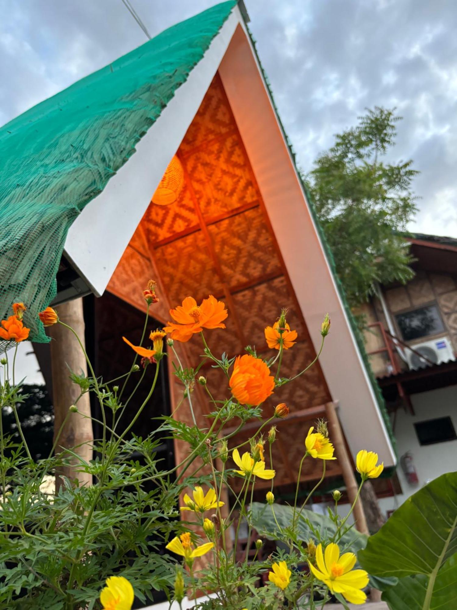 Villa Lovi Panagsama Beach Моалбоал Екстериор снимка